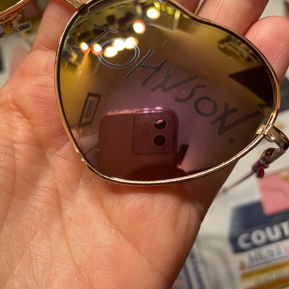 Betsey Johnson ombré aviator sunglasses - Picture 5 of 10